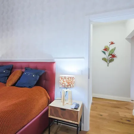 -apartments Florence-guido Monaco Contemporary With Balcony Apartment