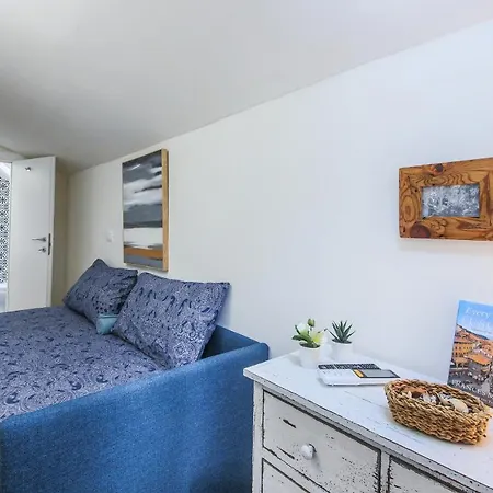 Apartment -apartments Florence-guido Monaco Contemporary With Balcony *