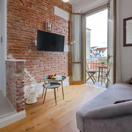 -apartments Florence-guido Monaco Contemporary With Balcony Apartment *