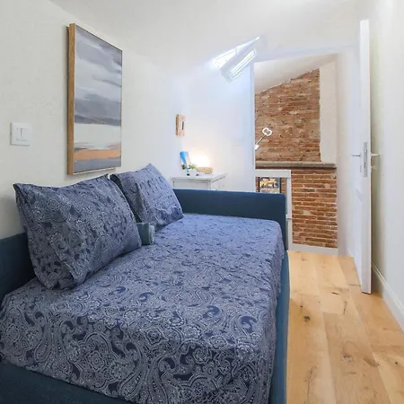 -apartments Florence-guido Monaco Contemporary With Balcony *