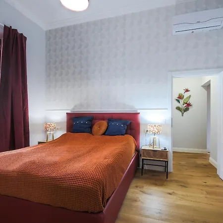 -apartments Florence-guido Monaco Contemporary With Balcony