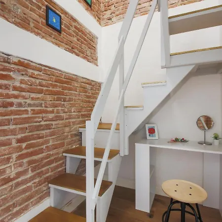 Apartment -apartments Florence-guido Monaco Contemporary With Balcony *