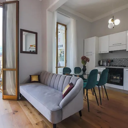 Apartment -apartments Florence-guido Monaco Contemporary With Balcony